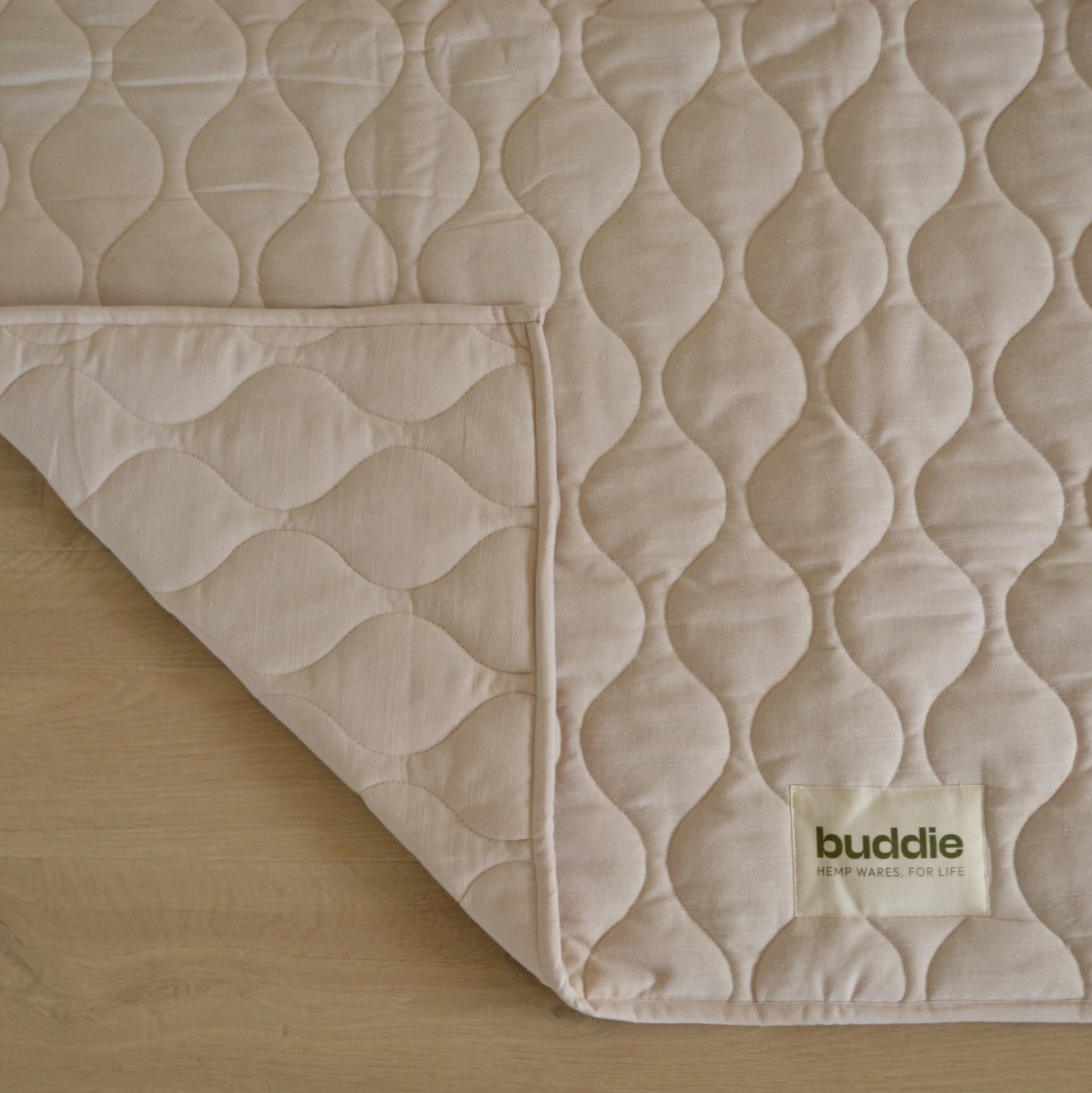 Best play mat for babies. Naturally hypoallergenic and organic.